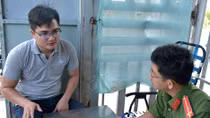 Bắt quả tang cơ sở sản xuất gần 4,5 tấn thuốc thủy sản giả