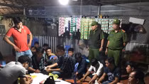 Bắt sòng tài xỉu giữa đêm khuya