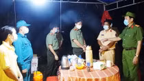 Kiểm tra, động viên các chốt phòng, chống dịch COVID-19