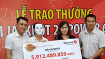 Người đàn ông ở Vĩnh Long trúng xổ số gần 6 tỷ đồng