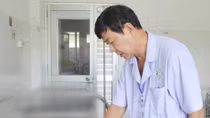 Vòng tránh thai "lạc" vào ổ bụng