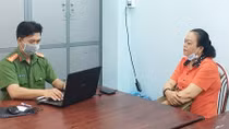 Tạm giữ hình sự người phụ nữ làm đám tang chính mình