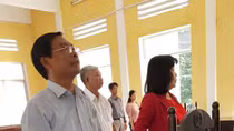 Cựu Hiệu trưởng cùng thuộc cấp nhận án tù do “ăn chia” tiền học phí