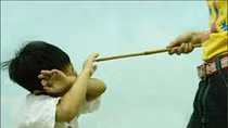 Nam thanh niên hành hung bé trai 11 tuổi vì nghi ăn trộm