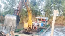 Khắc phục sự cố vỡ 2 đập ngăn mặn ở Cà Mau
