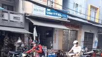 Triều cường lên cao khiến thị trấn Mỹ Xuyên ở Sóc Trăng bị ngập 