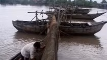 Chạy vỏ lãi đâm vào hàng đáy, nam thanh niên ở Cà Mau tử vong