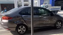 Phạt 500.000 đồng Giám đốc lái xe gây tai nạn để nhân viên nhận lỗi thay 