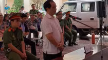 Chống người thi hành công vụ lĩnh 24 tháng tù