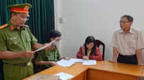 Thêm 5 cán bộ thuế và văn phòng đăng ký đất đai tại Phan Thiết bị khởi tố