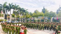 Công an Bình Thuận quyên góp 500 triệu đồng ủng hộ đồng bào miền Trung