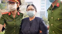 Bà Dương Thị Bạch Diệp: “Tôi cho mượn 100kg vàng mà chỉ ký giấy tay”!
