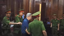 Ông Nguyễn Hữu Tín và 4 cựu sếp hầu tòa 