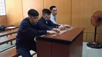 Chế tạo quả nổ, tàng trữ vũ khí để… phòng thân