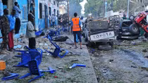 Khủng bố tấn công tự sát gần Văn phòng Tổng thống Somali, 23 người chết