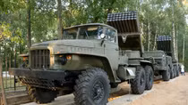 "Cáu" vì bị chỉ huy thu điện thoại, binh sĩ Donetsk đốt cháy pháo phản lực BM-21