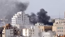 Saudi Arabia không kích Bộ Quốc phòng Yemen, nhiều người chết