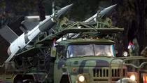 NATO “toát mồ hôi” khi Serbia khoe tên lửa 