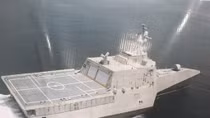 Iran bắt đầu đóng tàu khu trục trimaran hạng nặng đầu tiên