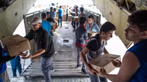 Nga tố Mỹ “không viện trợ nhân đạo, dù một mẩu bánh mỳ” cho người Syria
