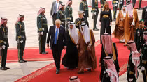 Tổng thống Mỹ Donald Trump đến Saudi Arabia