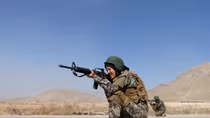Đột nhập Trung tâm huấn luyện các nữ binh sĩ dũng cảm của Afghanistan	