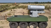 Quân đội Ukraina khoe hàng loạt vũ khí mới để "nắn gân" Nga?