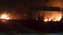 Syria công bố video đánh chặn ngoạn mục tên lửa của Israel