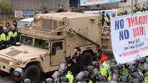 Hàn Quốc: Cảnh sát đụng độ với người biểu tình tại căn cứ tên lửa THAAD