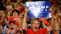 Trump yêu cầu tập trung điều tra cựu ngoại trưởng Hillary