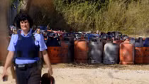 Cảnh sát Tây Ban Nha phát hiện120 bình gas dùng tấn công khủng bố Barcelona