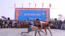 Hơn trăm đô vật tranh tài tại lễ hội 5 năm một lần