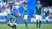 Những nhà đương kim vô địch phải tủi nhục rời World Cup ngay sau vòng bảng