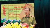 Đọc sách báo trở thành việc làm thường xuyên của mỗi CBCS Công an