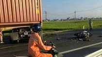 Hai vợ chồng chết thảm sau cú va chạm với xe đầu kéo