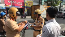 100% CSGT Công an TP Hồ Chí Minh ra quân tổng kiểm tra trật tự, ATGT