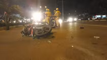 Nam thanh niên chạy xe máy trên làn đường ôtô tông CSGT bị thương