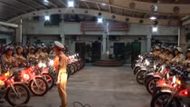 CSGT Công an TPHCM ra quân dịp cuối năm