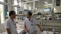 Lần đầu tiên phẫu thuật thành công em bé bị dị dạng hộp sọ hiếm gặp