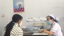 Đấu thầu tập trung giúp mua thuốc điều trị HIV rẻ hơn 5-17%