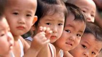 Nóng tình trạng mất cân bằng giới tính khi sinh ở Hà Nội 