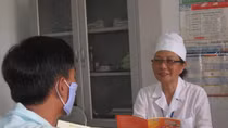 Tạo điều kiện để người nhiễm HIV được khám, chữa bệnh bảo hiểm y tế 