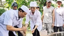 Phòng tránh bệnh dịch trong những ngày mưa lũ miền Trung