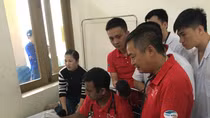Khám bệnh, sàng lọc, điều trị cho gần 2.000 trẻ em huyện đảo Cô Tô và Vân Đồn