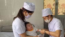 Nguy cơ bùng phát dịch bạch hầu, ho gà, sởi, viêm não Nhật Bản 