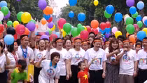 Hơn 1.500 người tham gia chạy và đi bộ “vì lá phổi khỏe mạnh”
