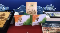 Phát hành bộ tem về lãnh tụ Ấn Độ Mahatma Gandhi