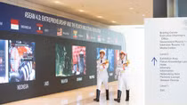 Kỳ 1: Dấu ấn trong lòng bạn bè quốc tế qua WEF ASEAN 2018