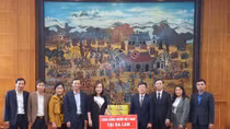 Kiều bào tại Ba Lan tặng khẩu trang y tế cho Vĩnh Phúc 