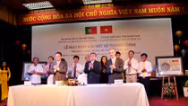 Phát hành bộ tem chung Việt Nam-Bồ Đào Nha